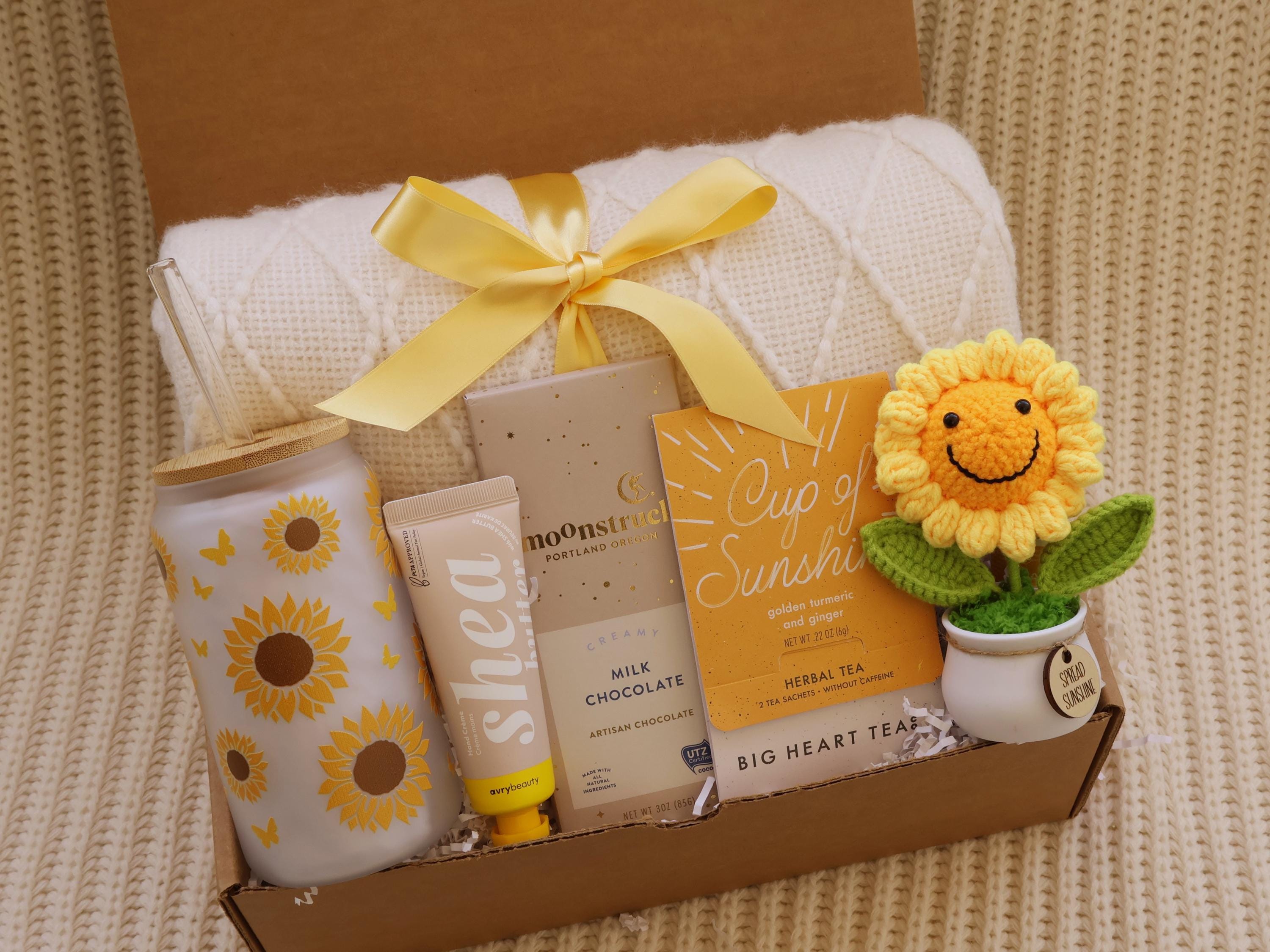 Sending a hug care package, gift box for her, thinking of you, birthday gift box, thank you gift, hygge gift, gift for women, gift for mom