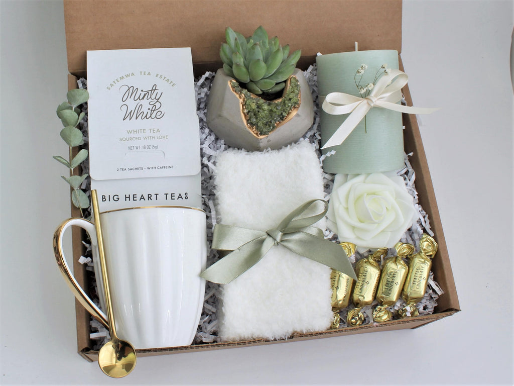 Gift for Mom for Mother's Day, Gift Box for Women, Gift for Her, Gift Bakset for Mom, Care Package for First Time Mom, Best Friend, Sister