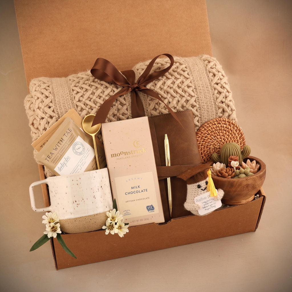 Graduation Gift Box For Her, Graduation Gift For Daughter, Graduation Gift For Her 2026, Graduation Gift Set, Grad Gift Box